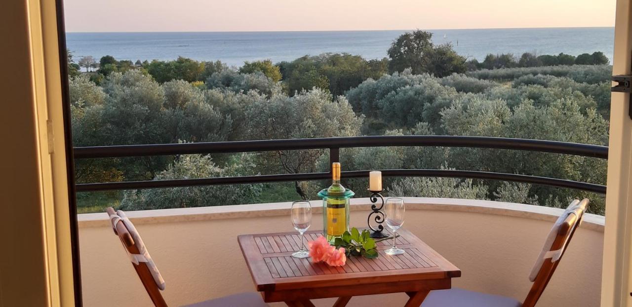Apartment Istria Zambratija  Eksteriør bilde
