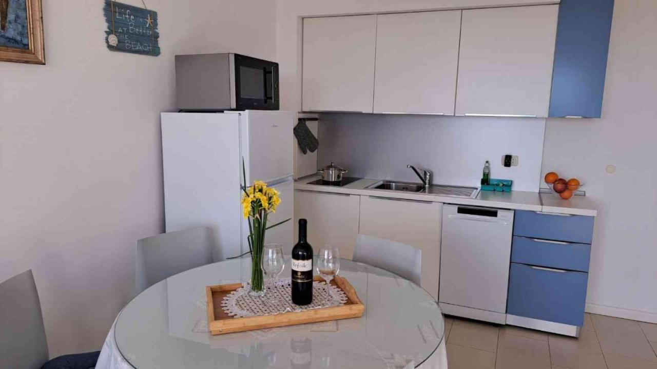 Apartment Istria Zambratija  Eksteriør bilde